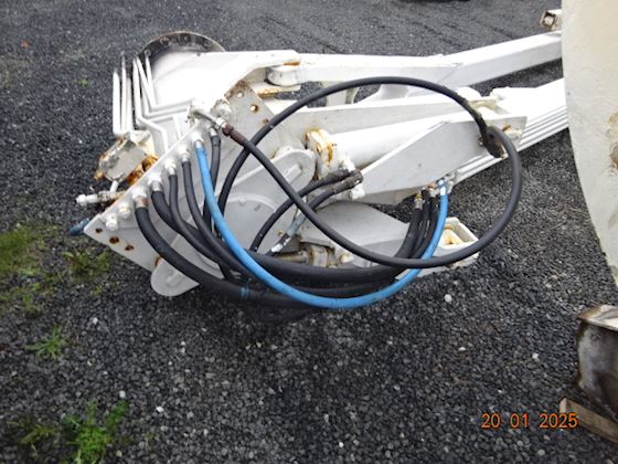 Triplex TRH Middle Block #6