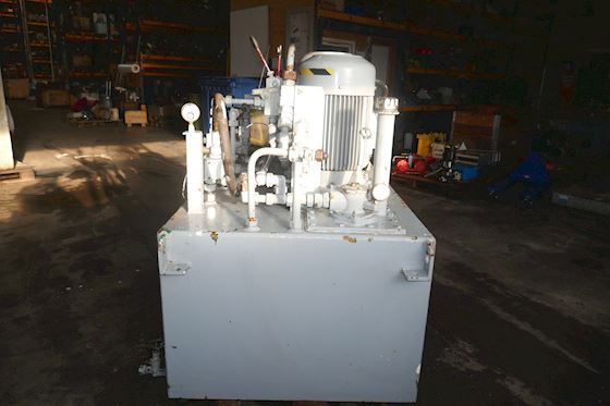 Hydraulic Stadion #7