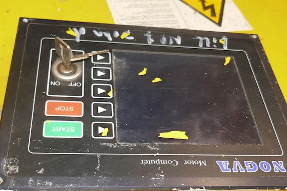 John Deere 6081AFM75E #8