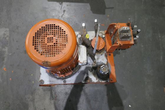 Bucher Hydraulics   Hydraulic Tank  QX23-008 R09 #2