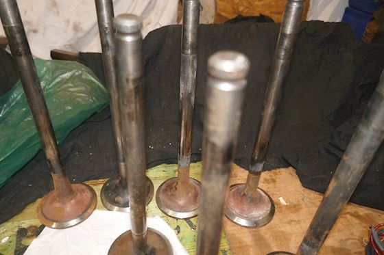 MAK Valve Inlet and Exhaust #5