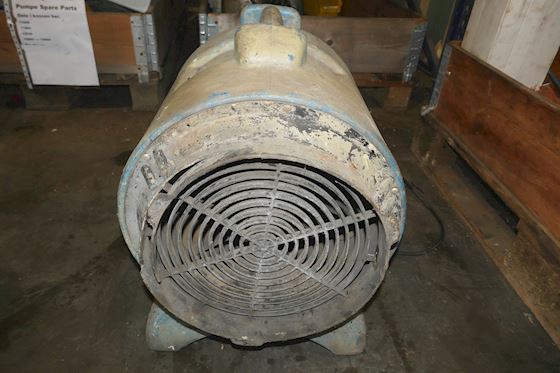 Staring AP110012-1 #5