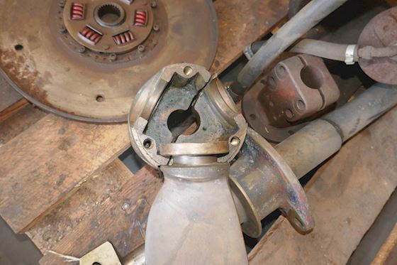 Volvo Penta Gear box and Propeller shaft #11