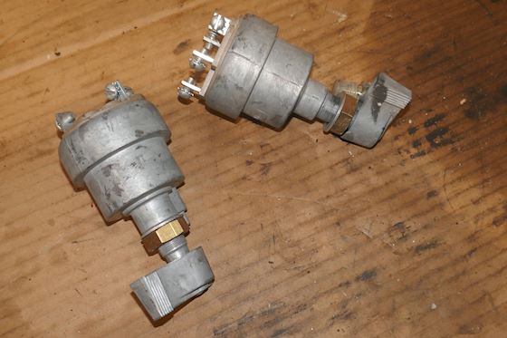 Caterpillar Start Switch with 9W-1077 #1