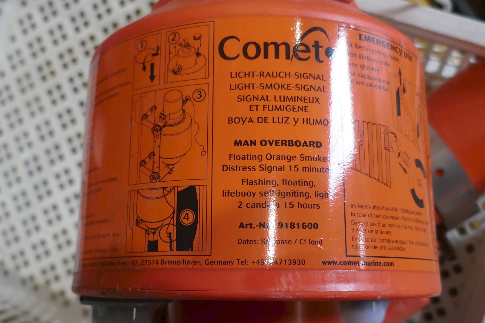 > Comet Man Overboard Light-Smoke-Signal - Smedegaarden A/S