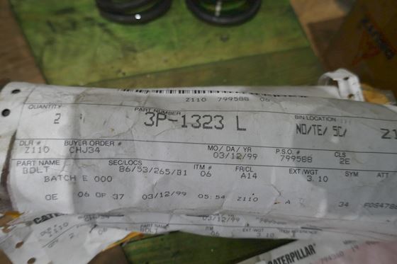 Caterpillar Bolt 7/8''-14 3P-1323 #1