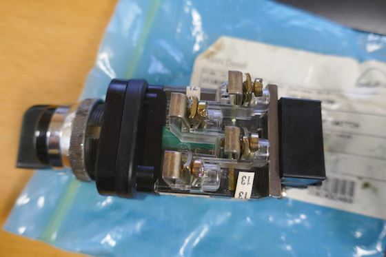 MAN B&W Alpha Start/Stop Switch for Alpha Diesel Start Panel #5