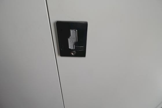 Manutan Steel cabinet 4 Shelves #3