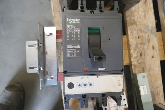 Schneider Electric NSX 400N #1
