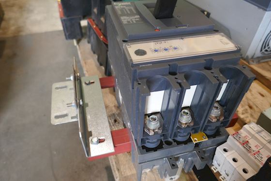 Schneider Electric NSX 400N #2