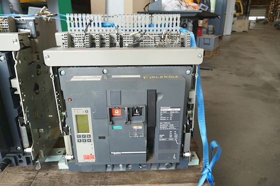 Schneider Electric NW12H1 1250A #1