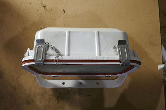 TG67A-C1000  Flood Light #2