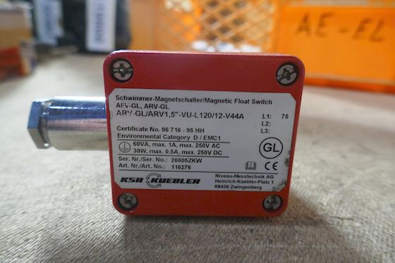 KSR Kuebler Magnetic Float Switch ARV-GL/ARV1,5''-VU-120/15-V44A #2