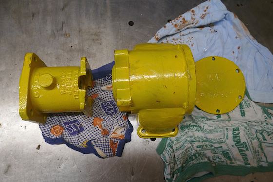 Caterpillar Søvands pumpe hus #1