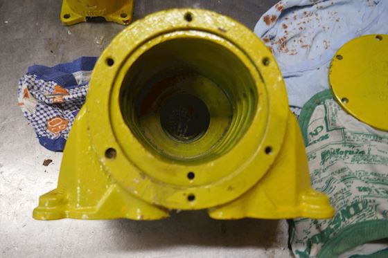 Caterpillar Søvands pumpe hus #4