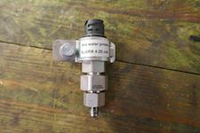 Danfoss Pressure Sensor 061B6024 Sea Water Alarm - 1