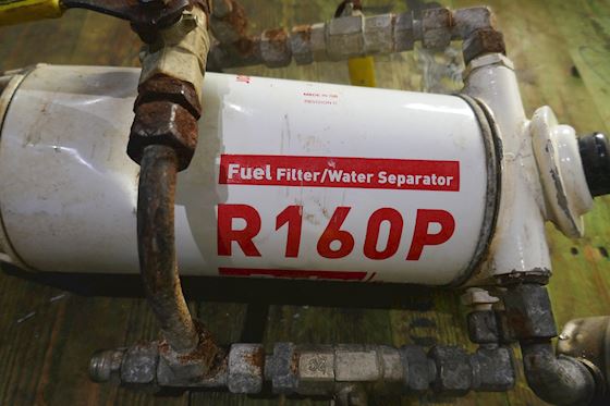 Racor Parker R160P Fuel Filter/Water Separator Assembly with Head and Manomter #2