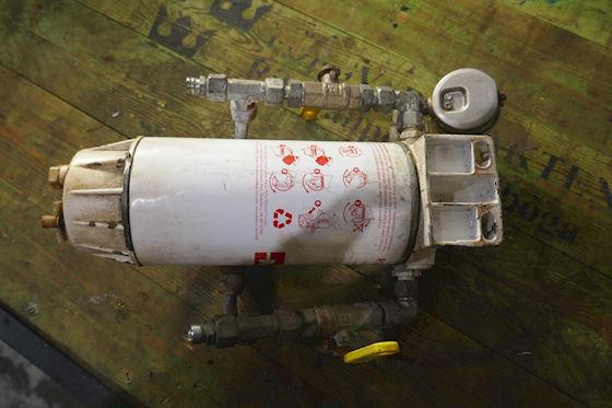 Racor Parker R160P Fuel Filter/Water Separator Assembly with Head and Manomter #3