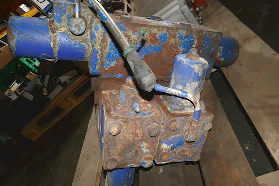 Unknown Hydraulic Valve #6