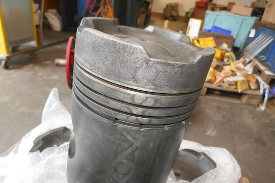 MWM 440.042  12170134 Piston #4