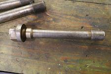 MAN B&W Bolt for Piston Rod 90201-52-155 - 1