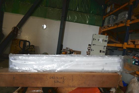 Eaton Fluorescent Lihting Fixture FPS240XC #1