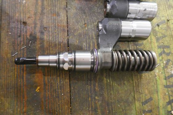 Scania Bosch 1487472 Diesel Unit Injector #5