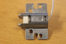 Halongen Lampholder R7S with Clip/Wire - 1