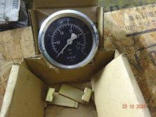 MAN B&W Alpha Pressure Gauge 2158669-9 - 1