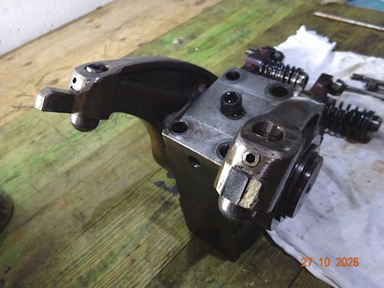 MAN B&W Alpha Rocker Arm Arr. with Plug-Piece P11616-01 #5