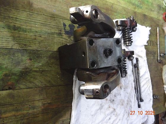 MAN B&W Alpha Rocker Arm Arr. with Plug-Piece P11616-01 #6