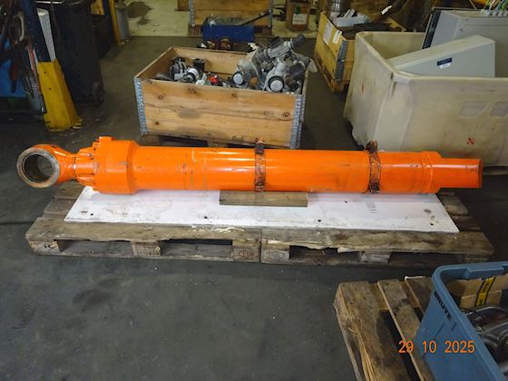 Hydraulic Cylinder Total L 2650 mm ø 150 mm #1