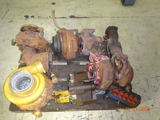 Caterpillar 3512 B Spare parts Turbo Charger #1