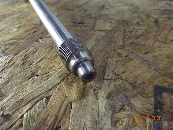 MaK Caterpillar Connection Piece 1.8526-002 #2