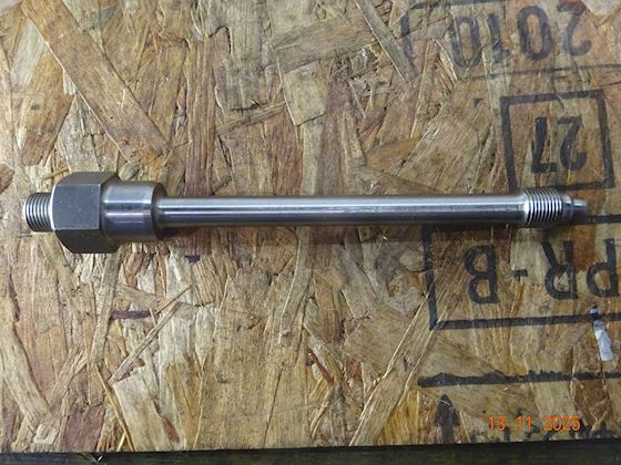 MaK Caterpillar Connection Piece 1.8526-002 #1