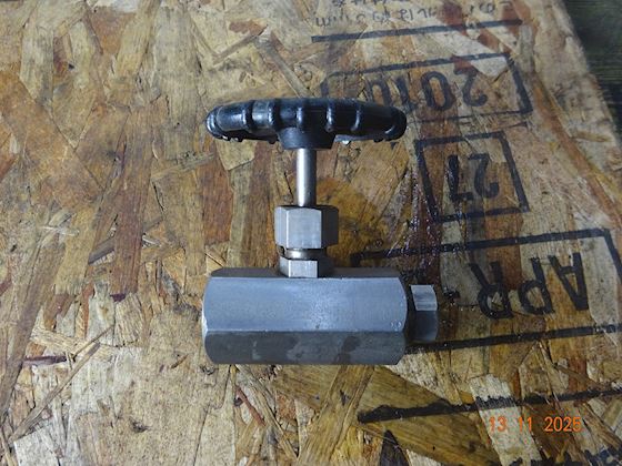 FW Murphy PD8185 Check Valve #1