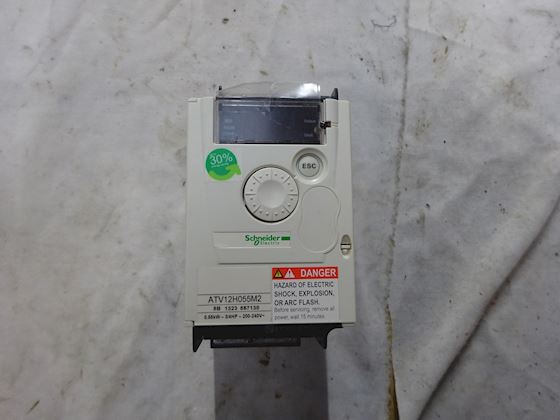 Schneider Electric ATV 12H055M2 #1