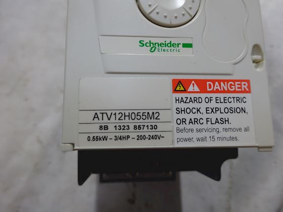 Schneider Electric ATV 12H055M2 #3
