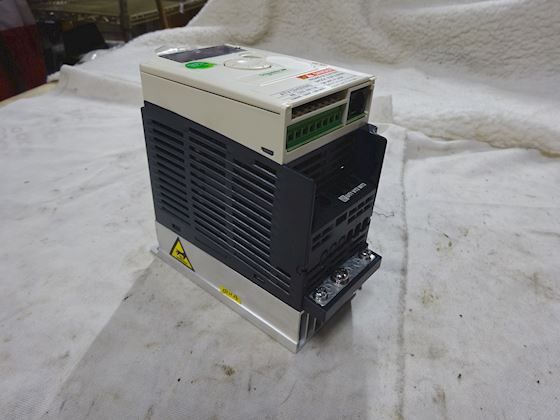 Schneider Electric ATV 12H055M2 #2