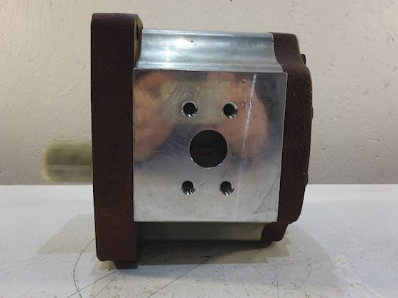 Dowty HYDRAULIC GEAR PUMP #5