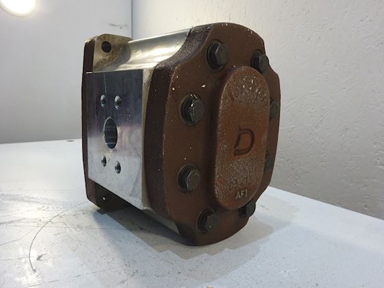 Dowty HYDRAULIC GEAR PUMP #6