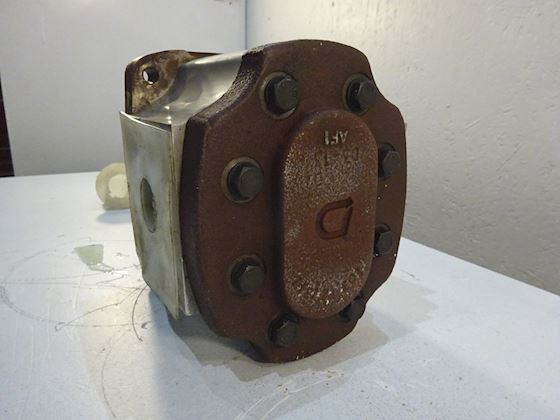 Dowty HYDRAULIC GEAR PUMP #8
