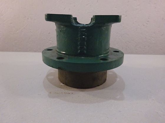 Volvo Penta Bearing Housing 845969 Seawaterpump 121 CHC #4