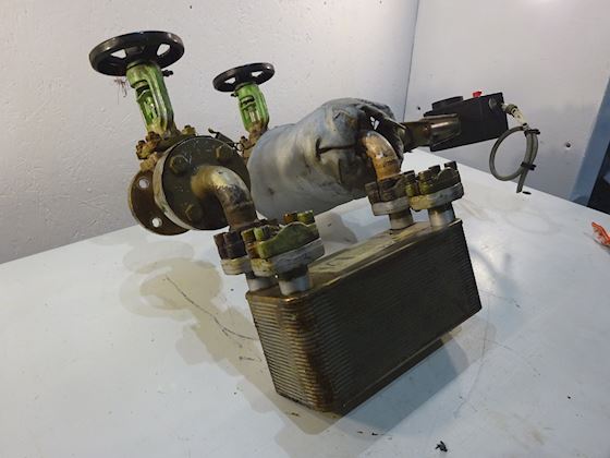 Swep B10TH with Samson 5824-30 electric actuator #1