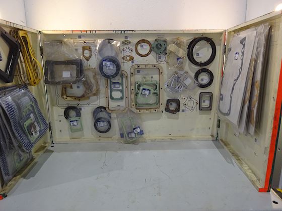 Volvo Penta Gaskets and Kit sets in Cabinet #1