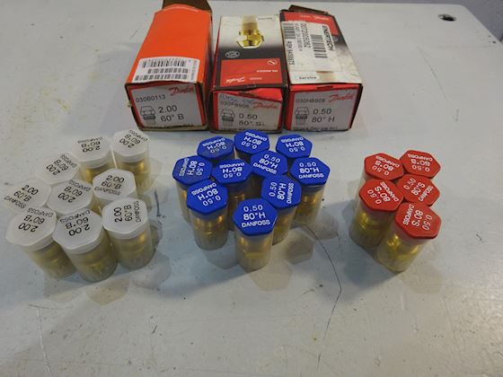 Danfoss Oil nozzles in diff. sizes #1