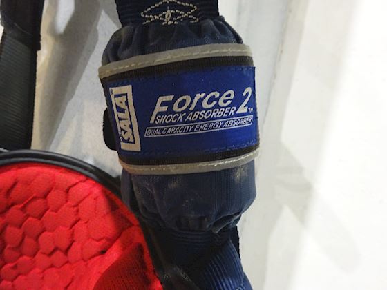 Cresto  Safty Harness with Honeywell Fall Arrester #2