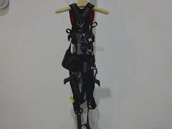 Cresto  Safty Harness with Honeywell Fall Arrester #3