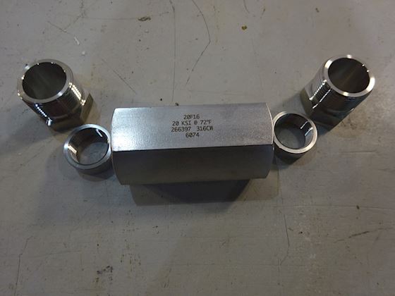 Butech high pressure 1" M/P OD x 1"M/P OD Coupling #3