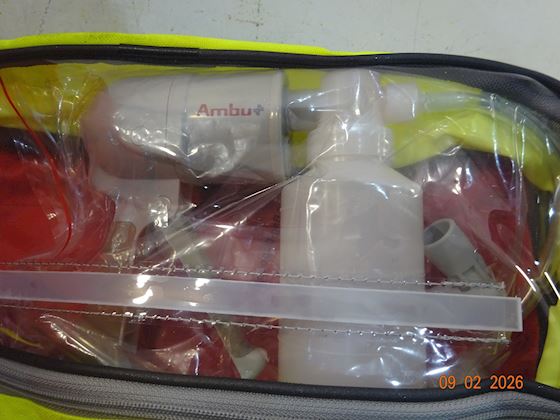 Sentronik Resuscitation Equipment #10